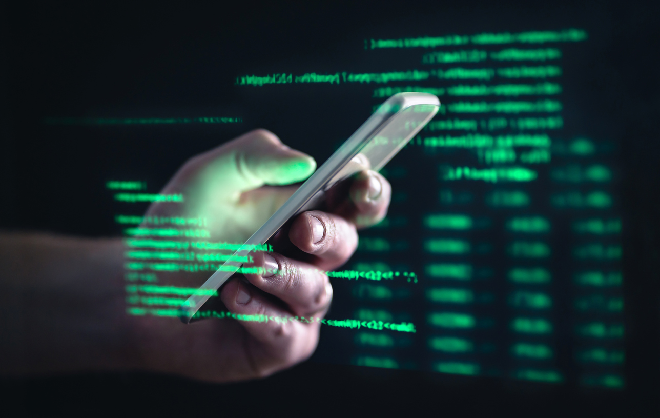 Smartphone mit ganz vielen Daten - Titelbild für GrapheneOS Beitrag